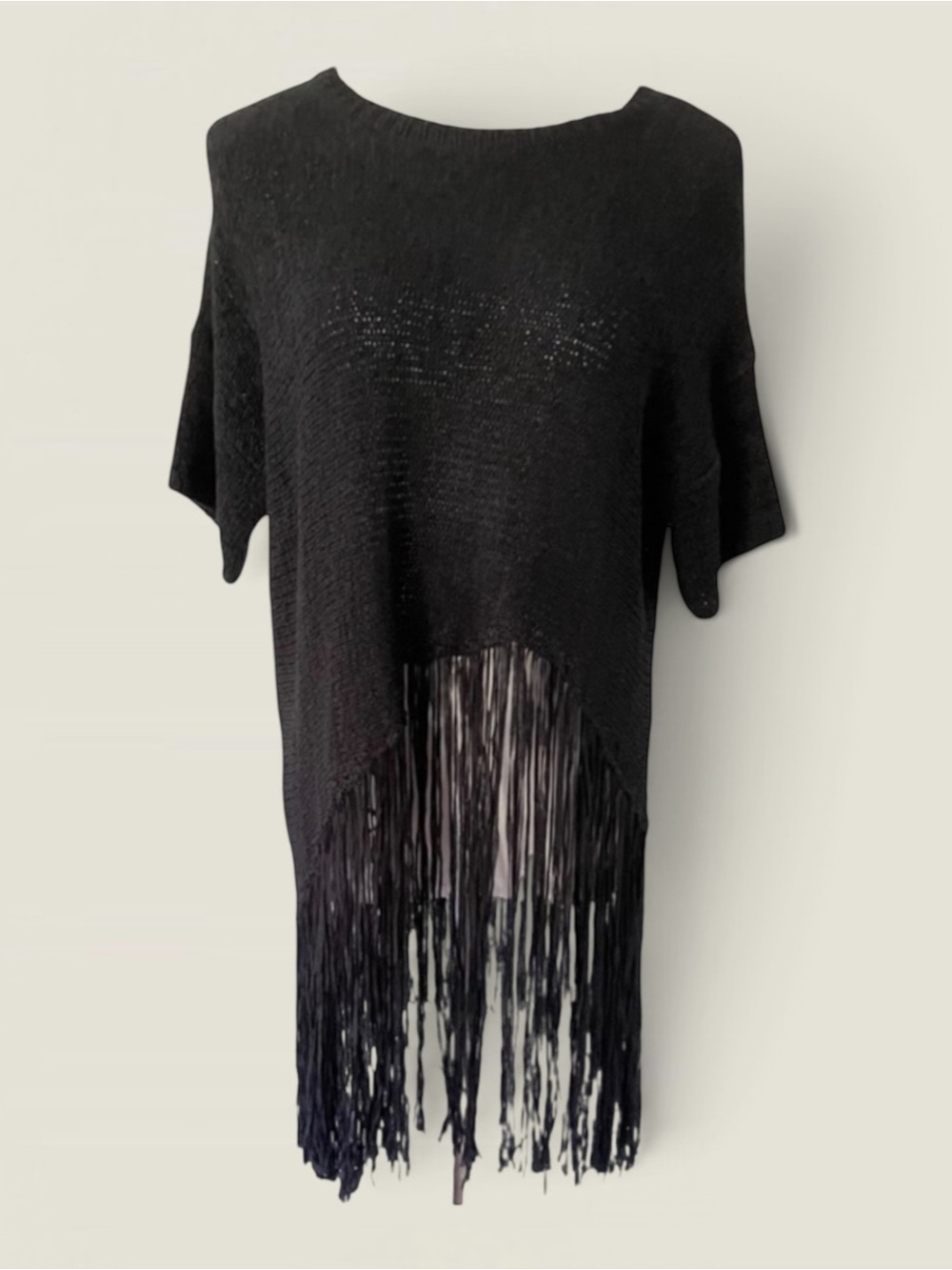 GABBY ISABELLA Fringe Sweater Size Large